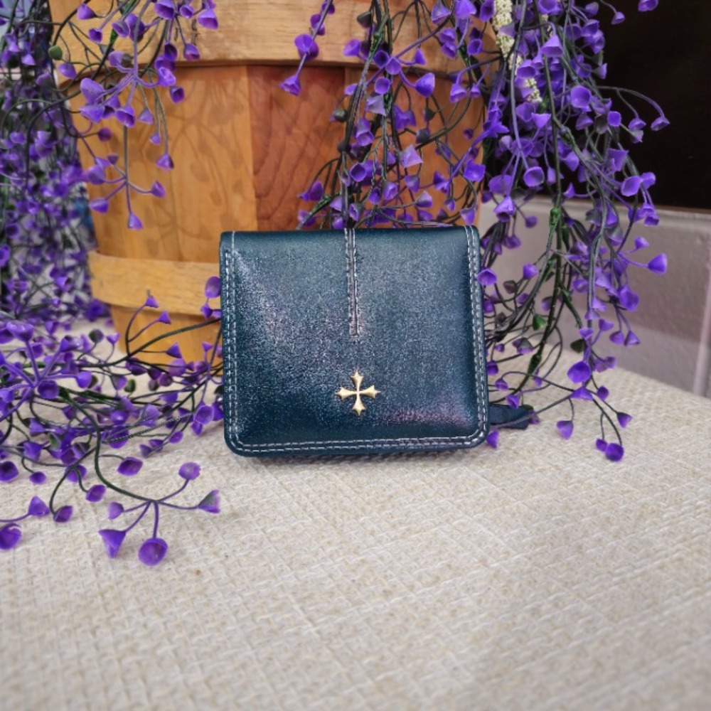 Gothic Cross Stud Bifold Snap Wallet | Teal | 4x4in